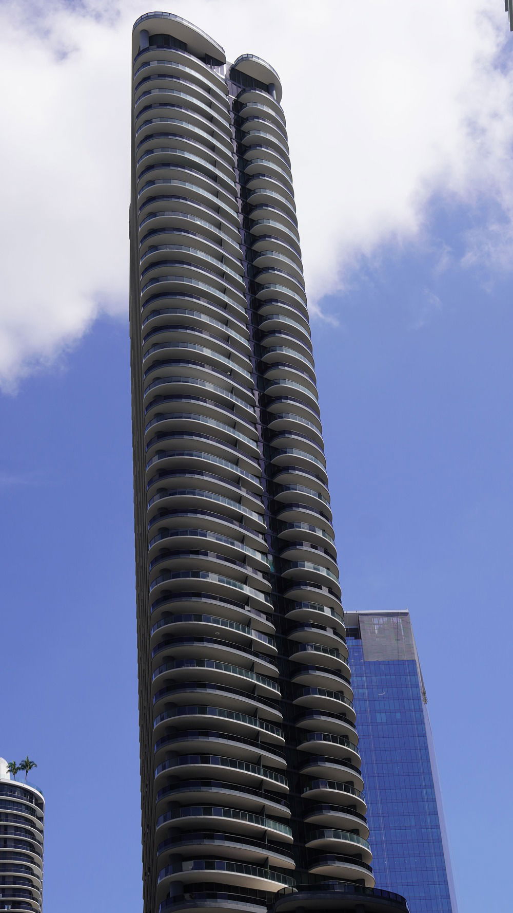 Building photo 4